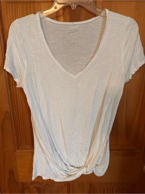Maurices Light Cream V-Neck Short Sleeve Knot Front Tee